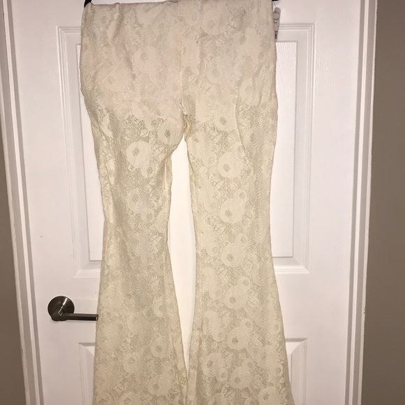 Lace pants - Picture 1 of 4